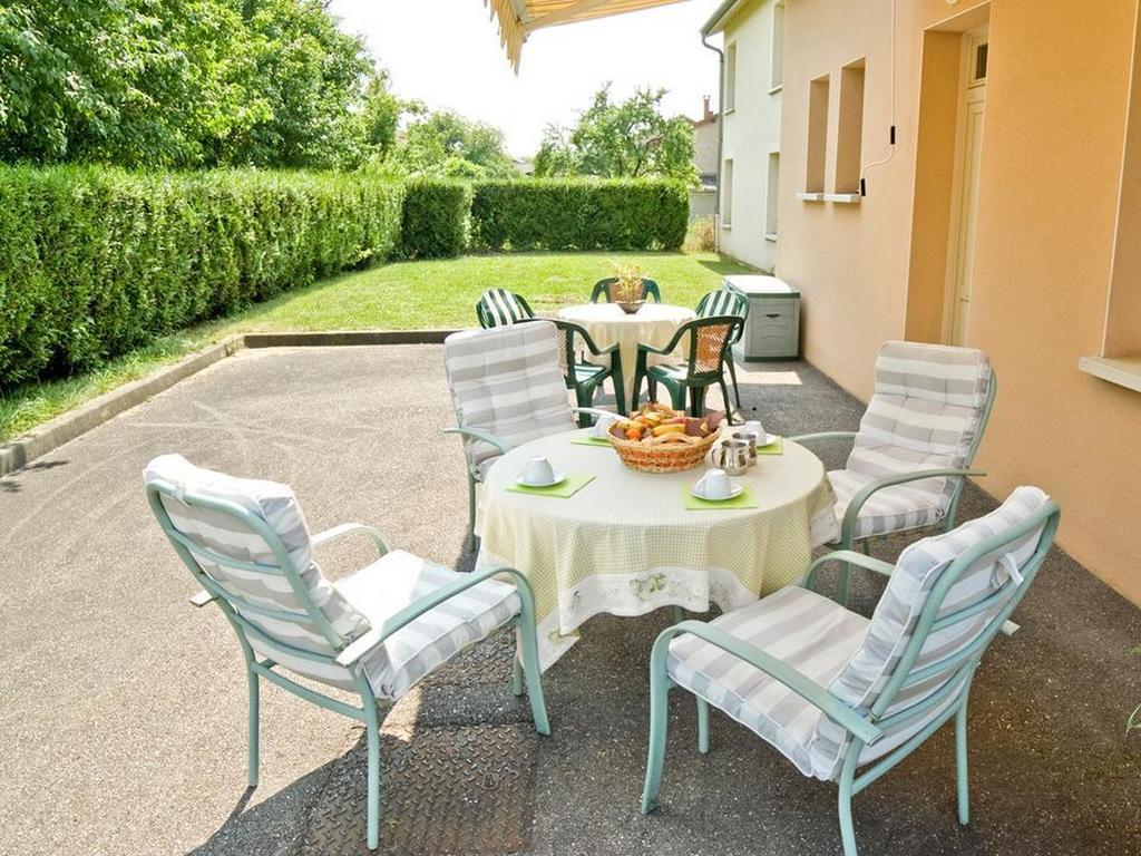 Logis Le Relais De Vacherauville Luaran gambar