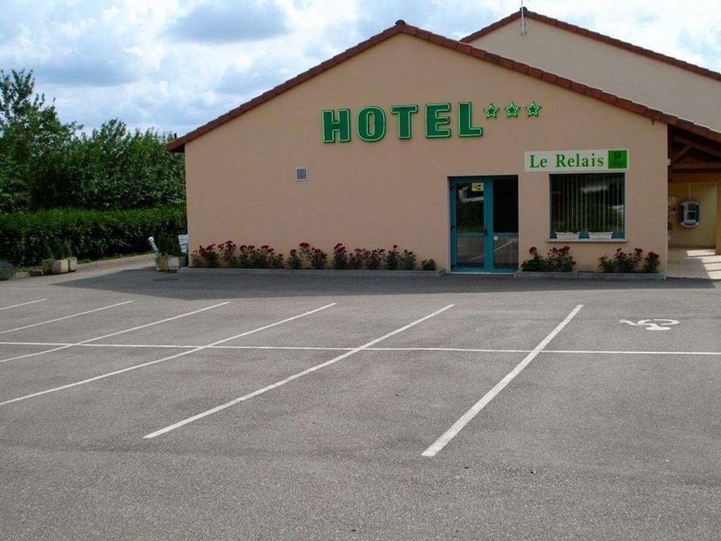 Logis Le Relais De Vacherauville Luaran gambar