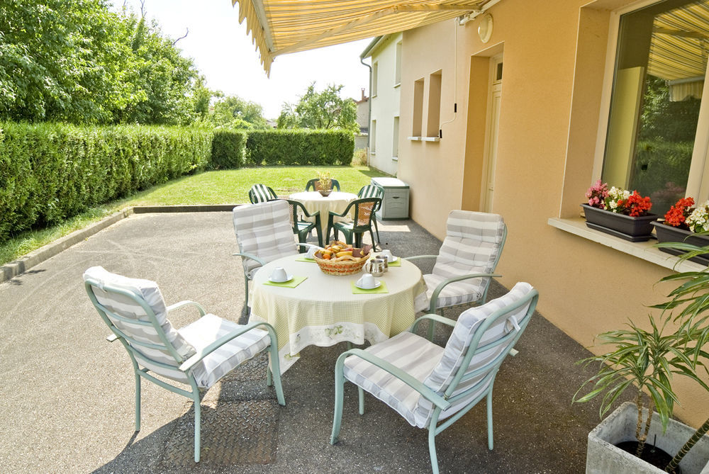 Logis Le Relais De Vacherauville Luaran gambar