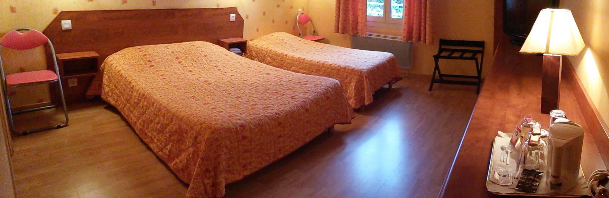 Logis Le Relais De Vacherauville Luaran gambar
